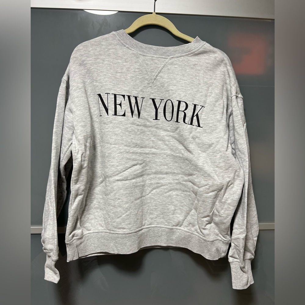 H&M “New York” sweatshirt size small (fits a bit oversized)